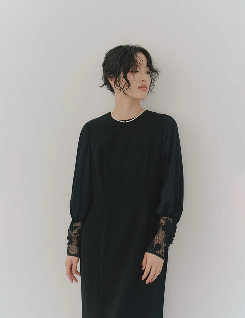 おしゃれなブラックフォーマル(喪服・礼服)30代40代女性レディースを提案するFormaless Black(フォーマレス ブラック)の商品