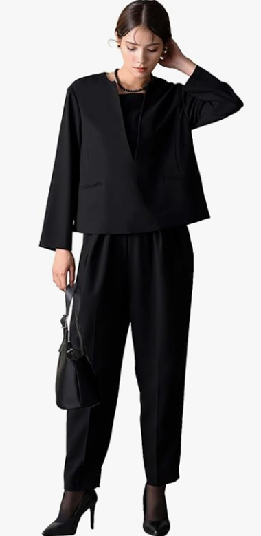 40代女性におすすめおしゃれなブラックフォーマル喪服礼服