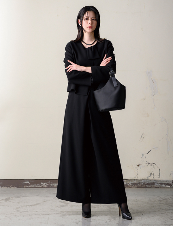 即日発送可能なブラックフォーマルレディースの通販サイト