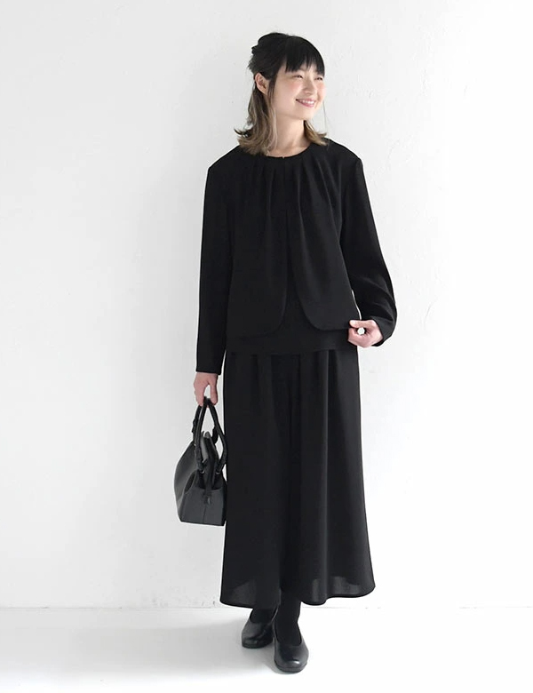 50代におすすめするレディースブラックフォーマル通販サイト