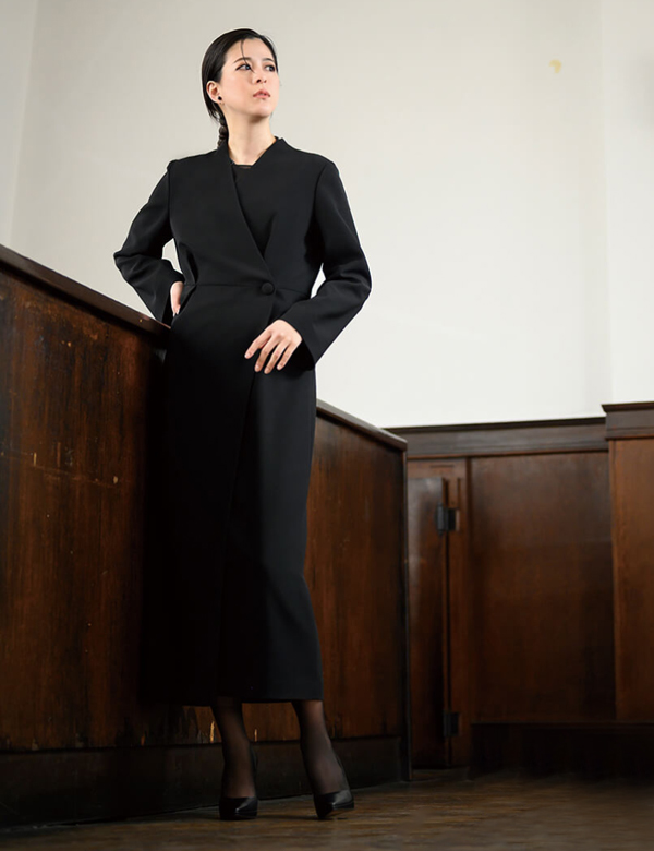 50代におすすめするレディースブラックフォーマル通販サイト