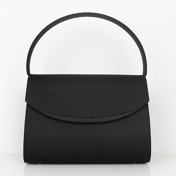 お通夜やお葬式に持つフォーマルバッグ喪バッグのマナーとルール