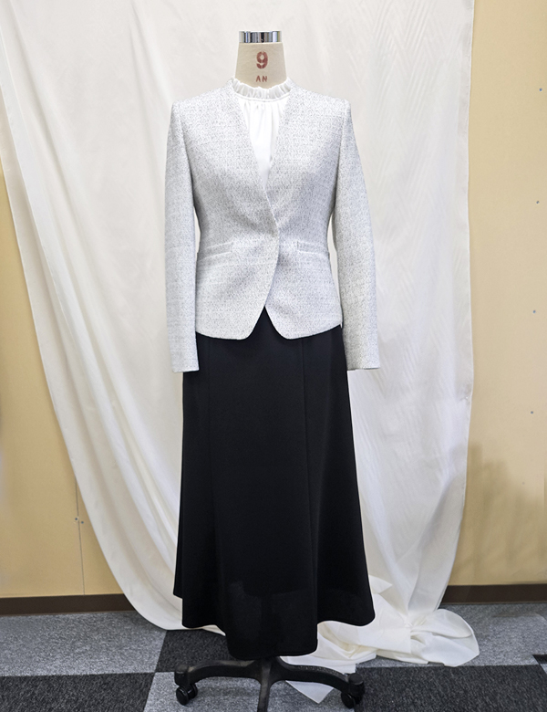 ブラックフォーマル喪服を卒園式や卒業式に着回し出来るコーディネート